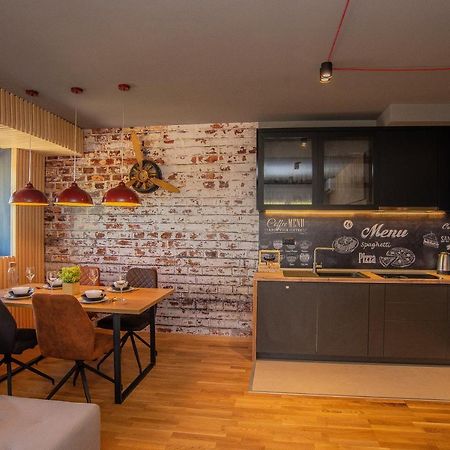 Stylish Two Bedroom Apartment At Ljubovic-Hill Park Podgorica Luaran gambar
