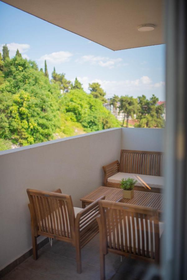 Stylish Two Bedroom Apartment At Ljubovic-Hill Park Podgorica Luaran gambar